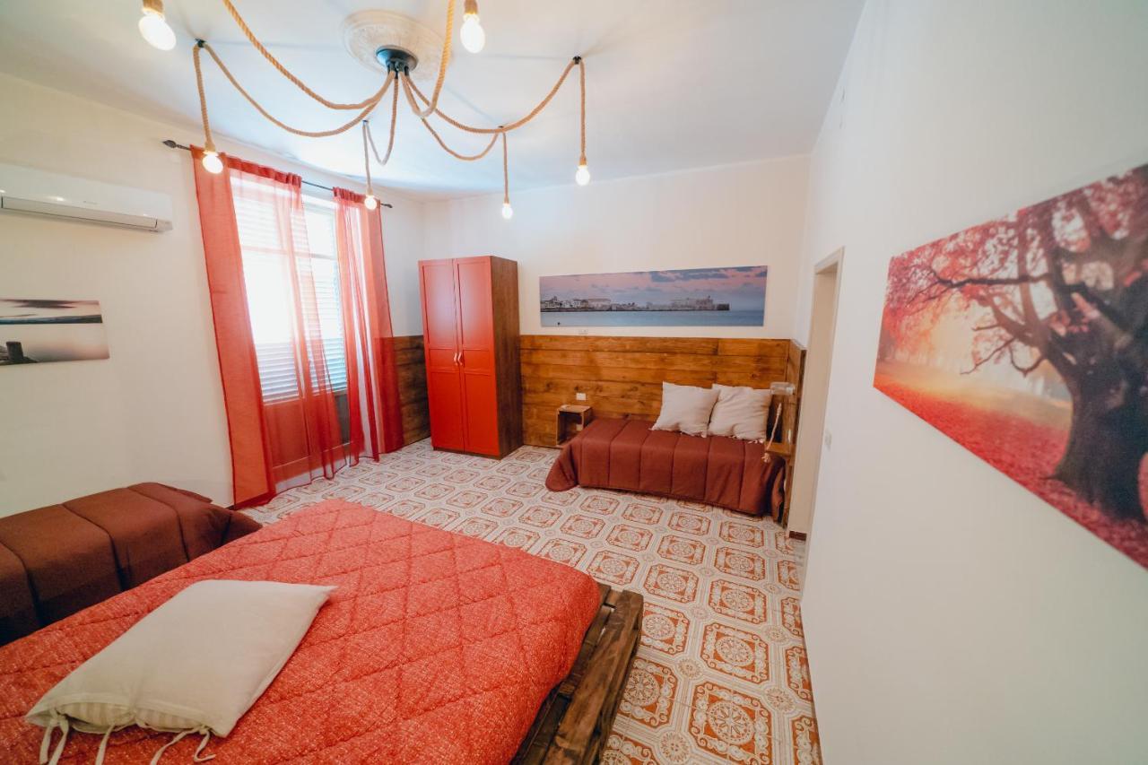 Syracuseapartments Il Mare Di Ortigia Luaran gambar