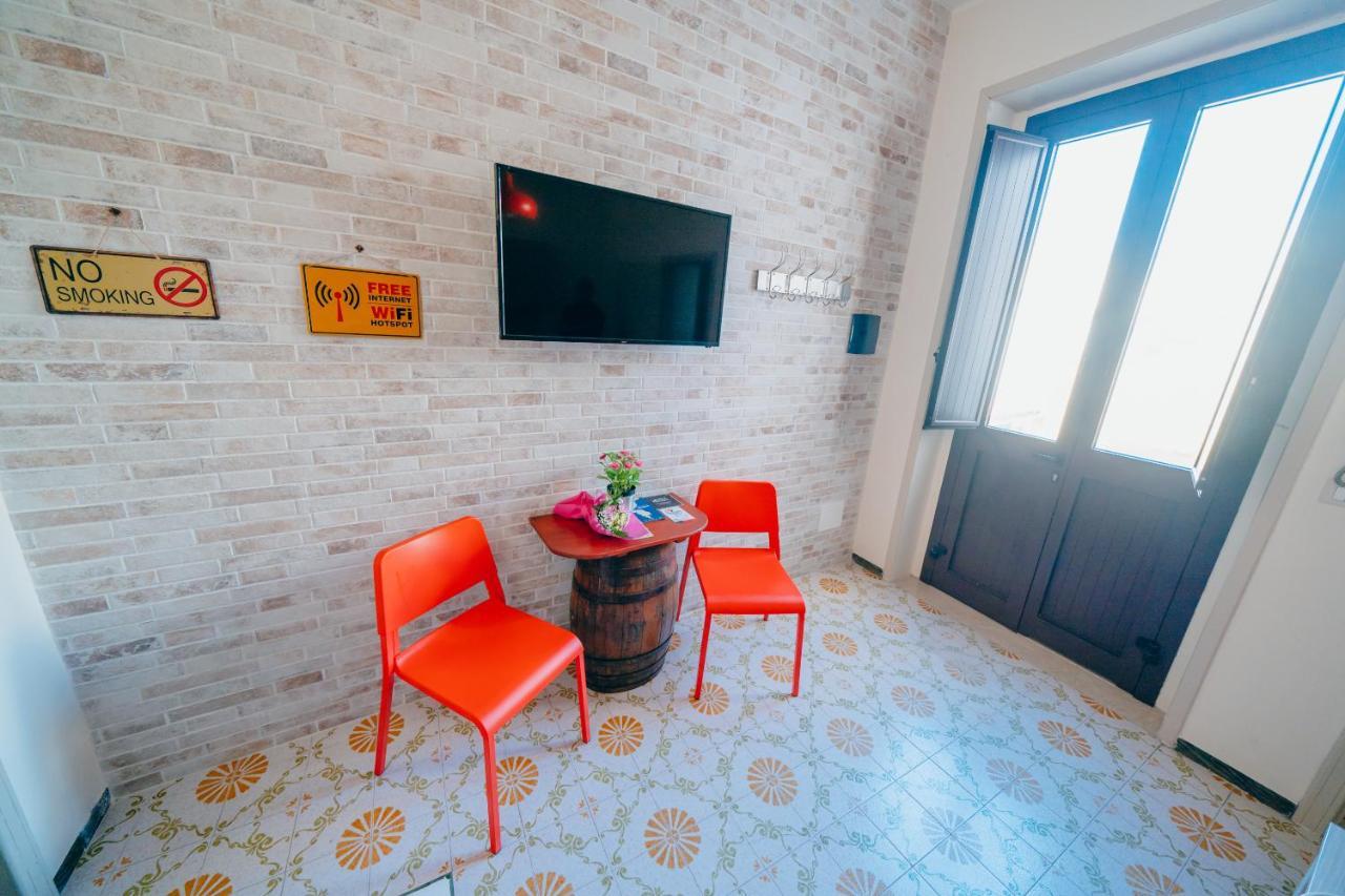 Syracuseapartments Il Mare Di Ortigia Luaran gambar