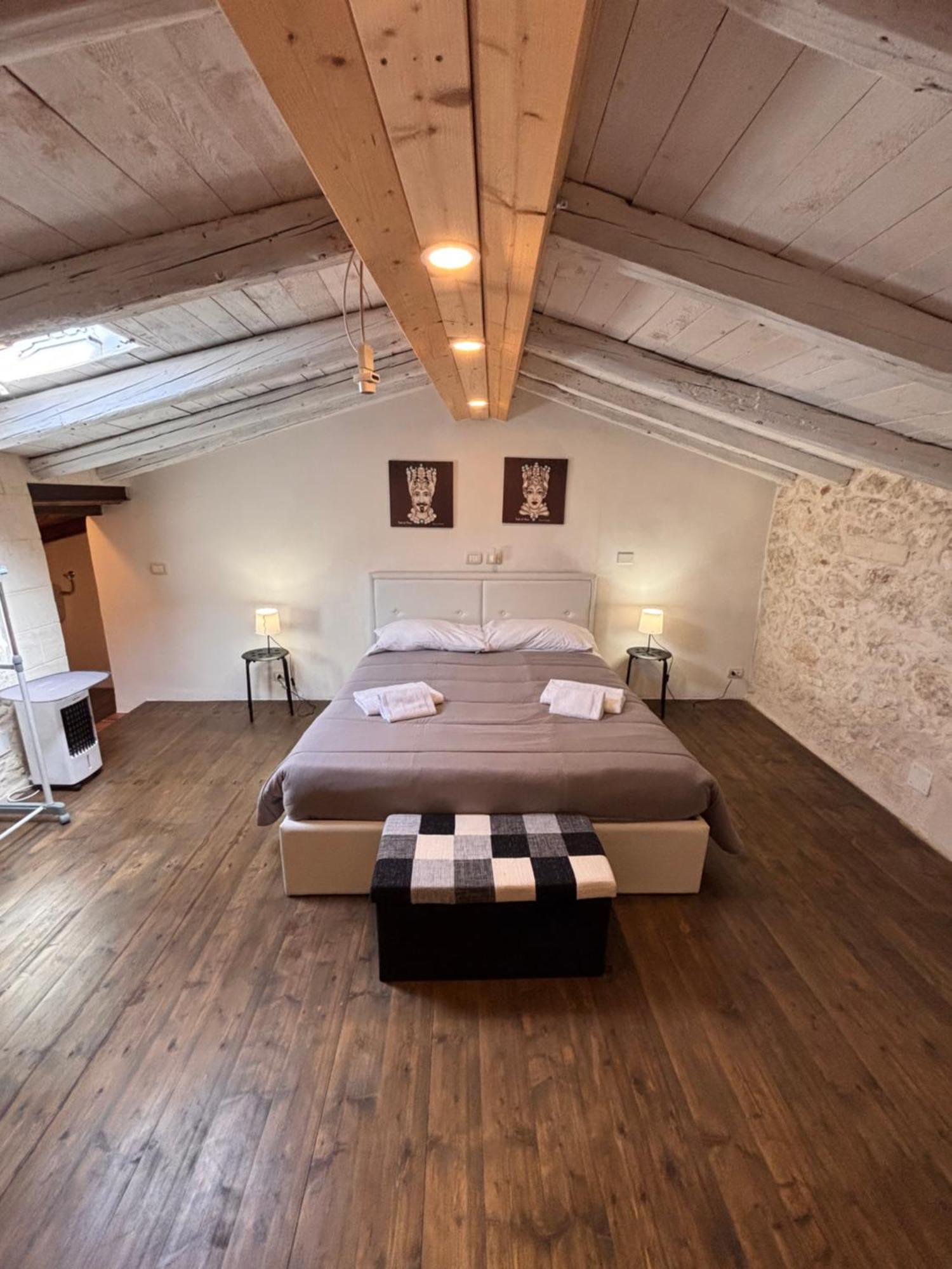 Syracuseapartments Il Mare Di Ortigia Luaran gambar