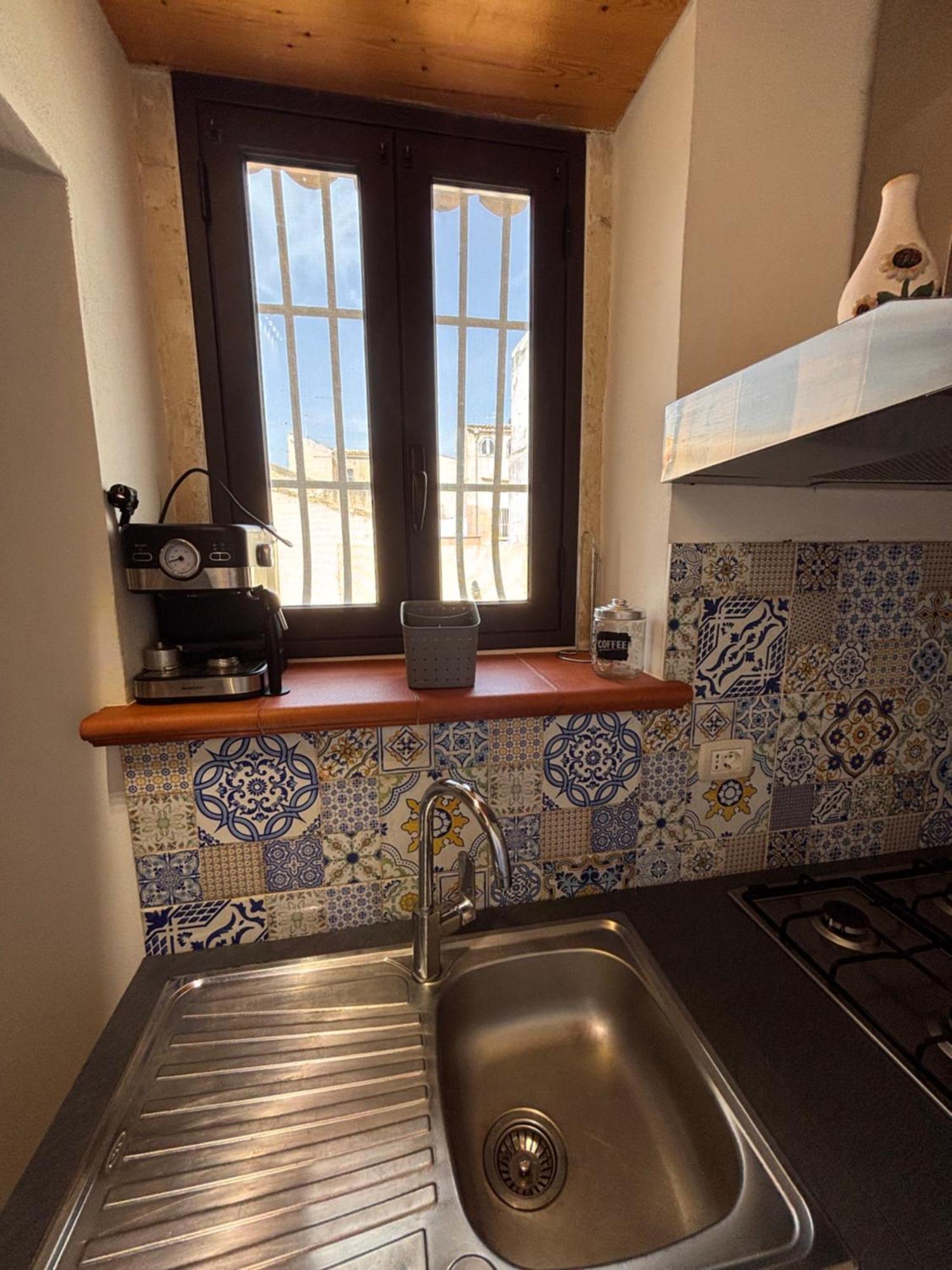Syracuseapartments Il Mare Di Ortigia Luaran gambar